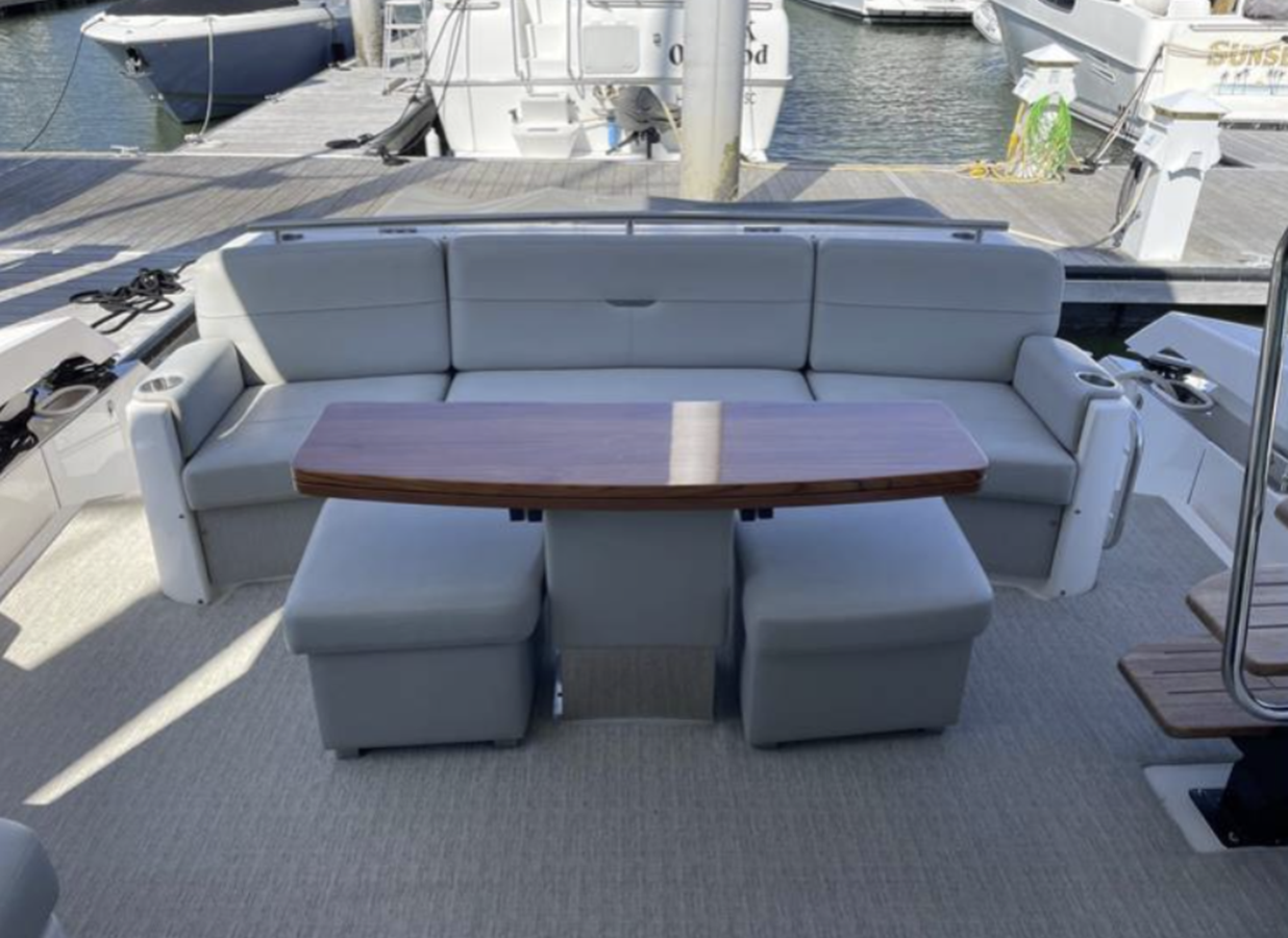 2019-tiara-yachts-54-6-b06d14