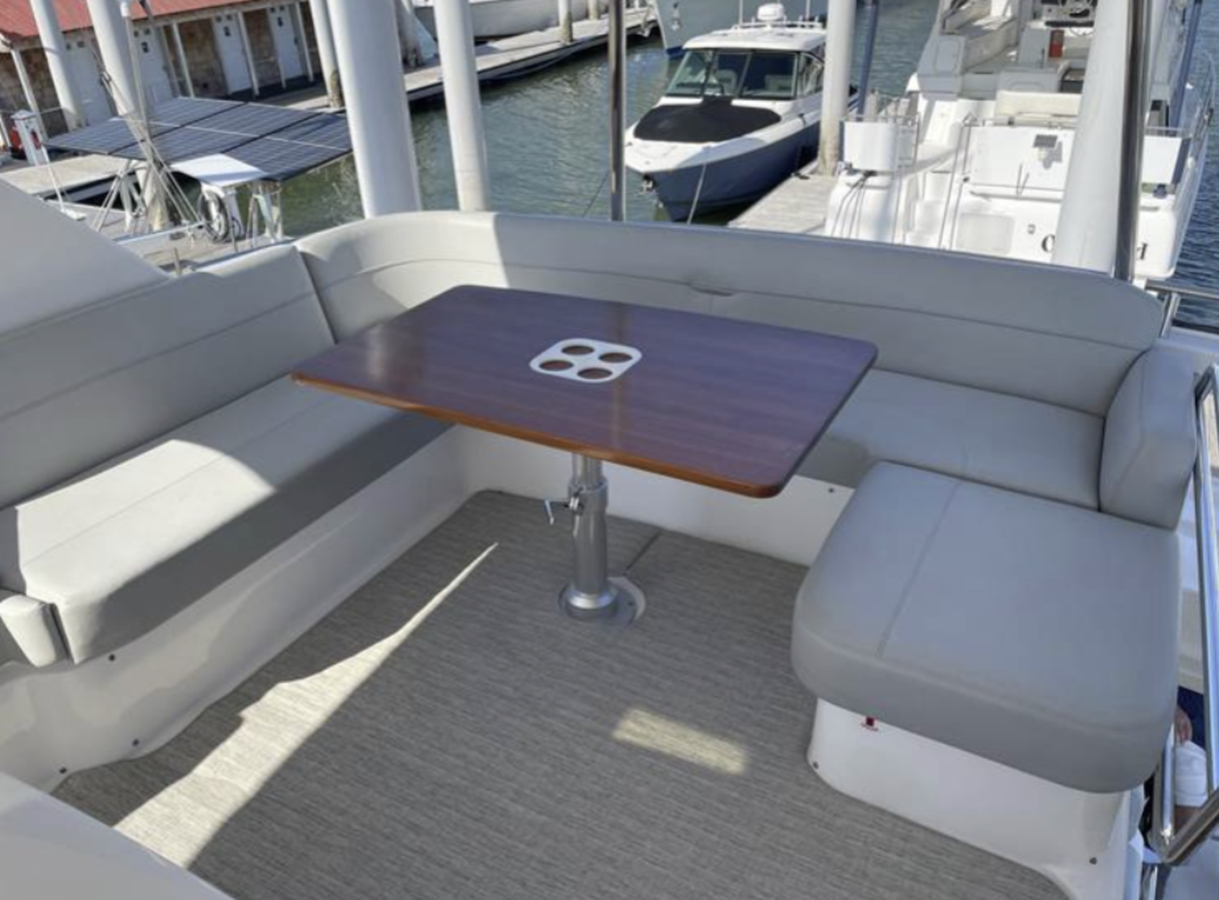 2019-tiara-yachts-54-6-b06d14