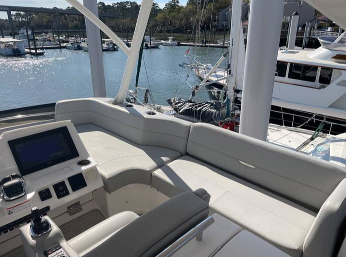 2019-tiara-yachts-54-6-b06d14