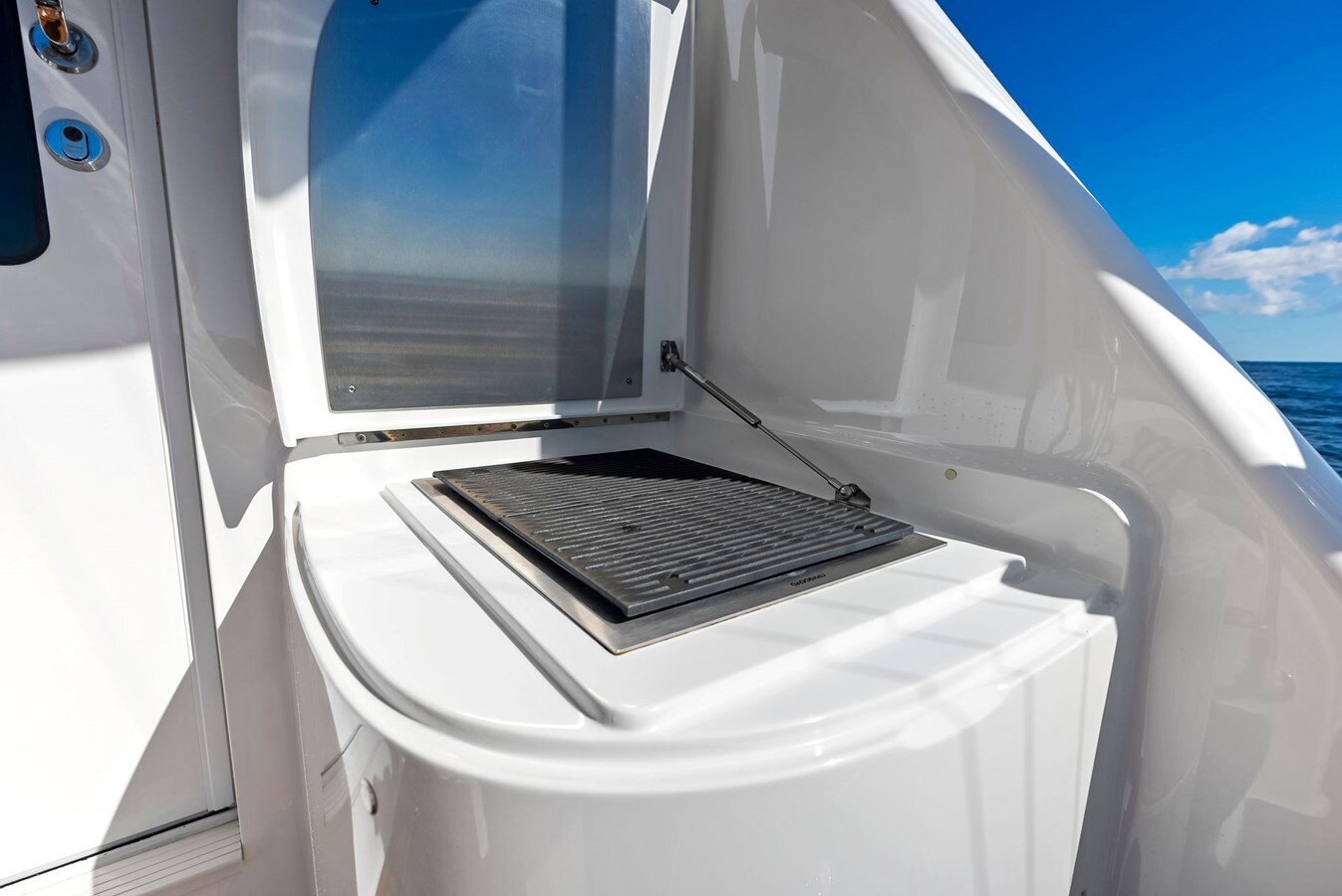 2019-viking-80-ba5a46