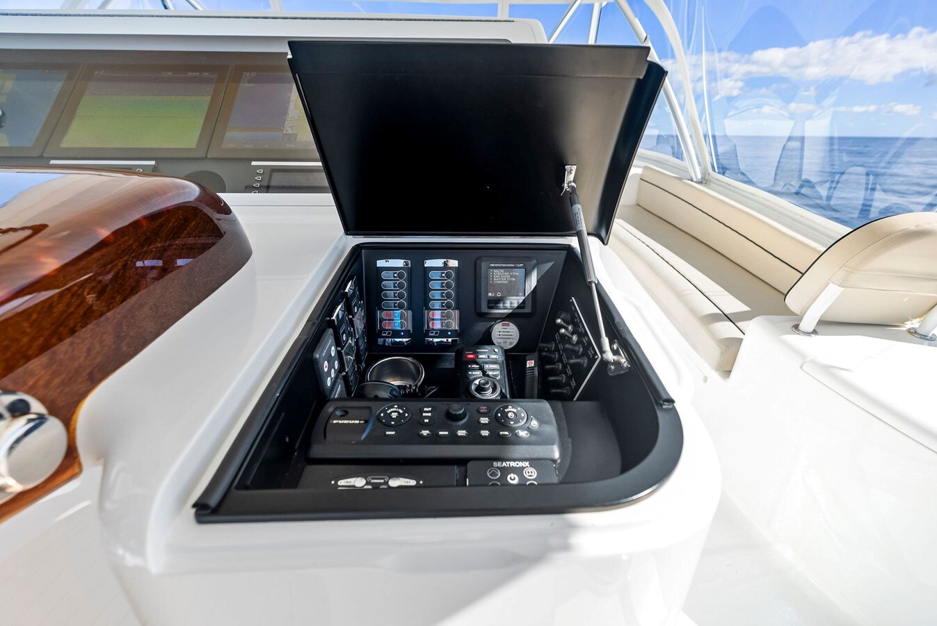 2019-viking-80-ba5a46