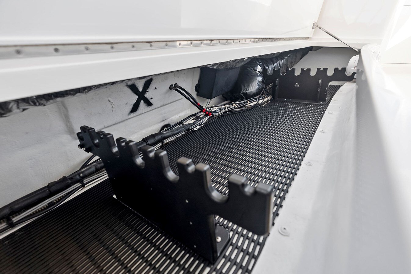 2019-viking-80-ba5a46