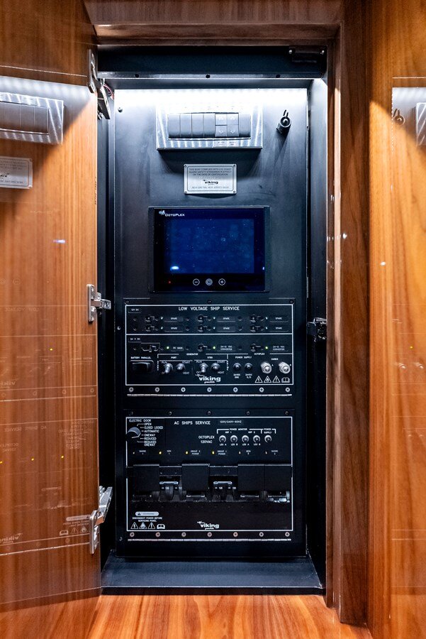 2019-viking-80-ba5a46