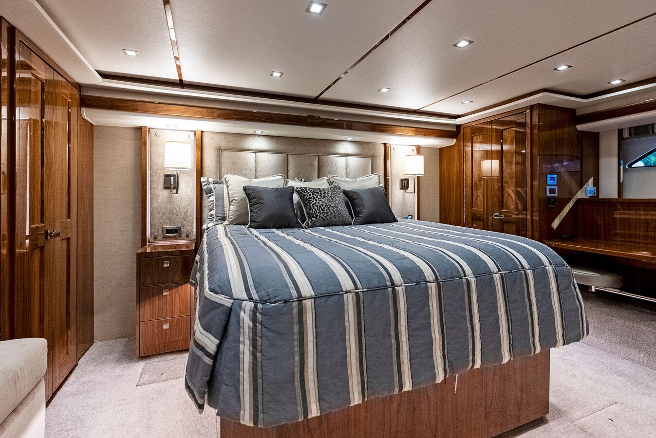 2019-viking-80-ba5a46