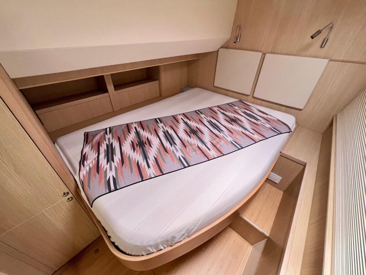 2020-aquila-45-9febf2