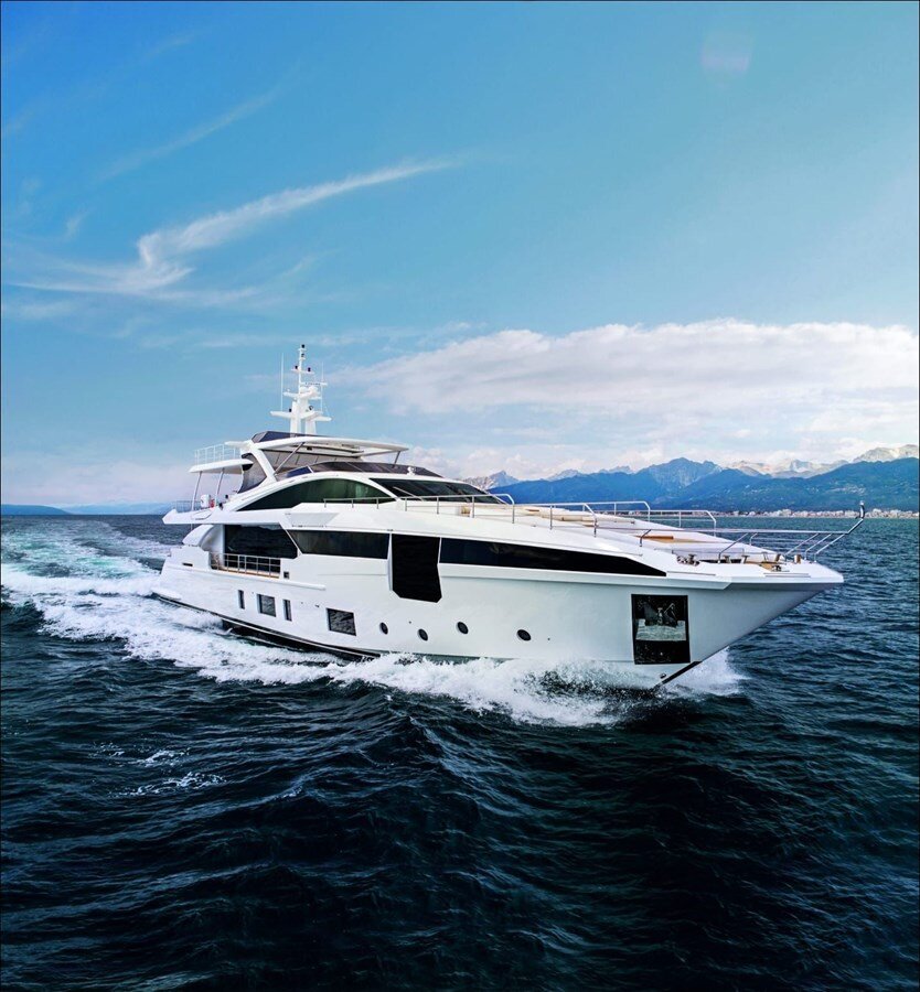 2020-azimut-yachts-114-10-b9f935