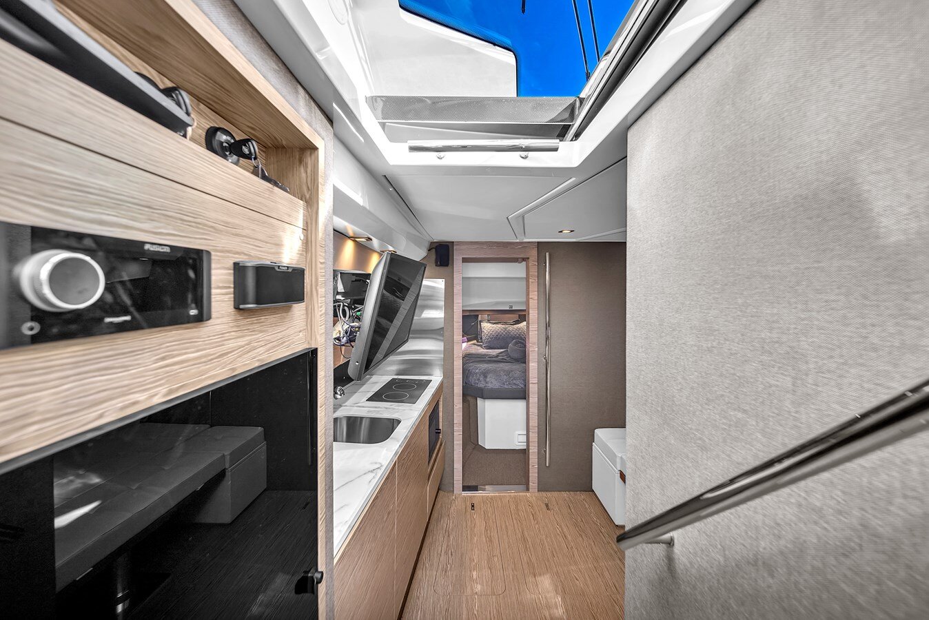 2020-azimut-yachts-40-066a65