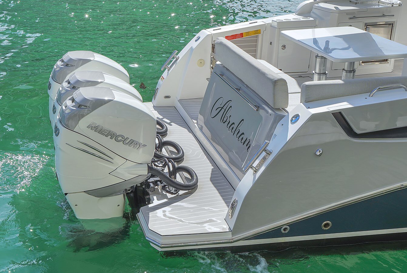 2020-azimut-yachts-40-066a65