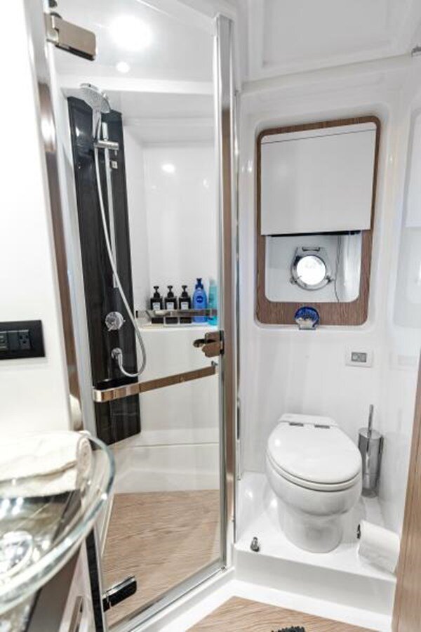 2020-azimut-yachts-60-878935