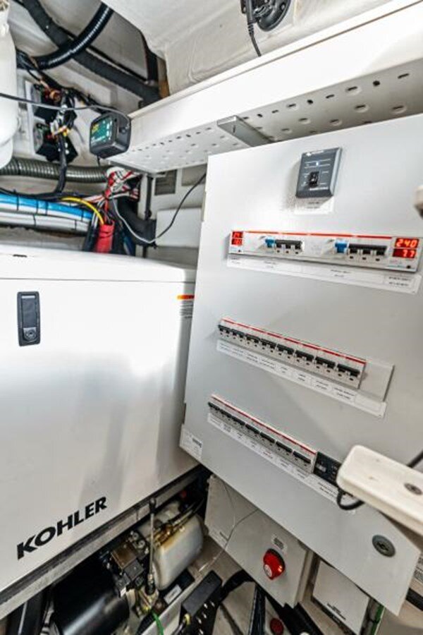 2020-azimut-yachts-60-878935