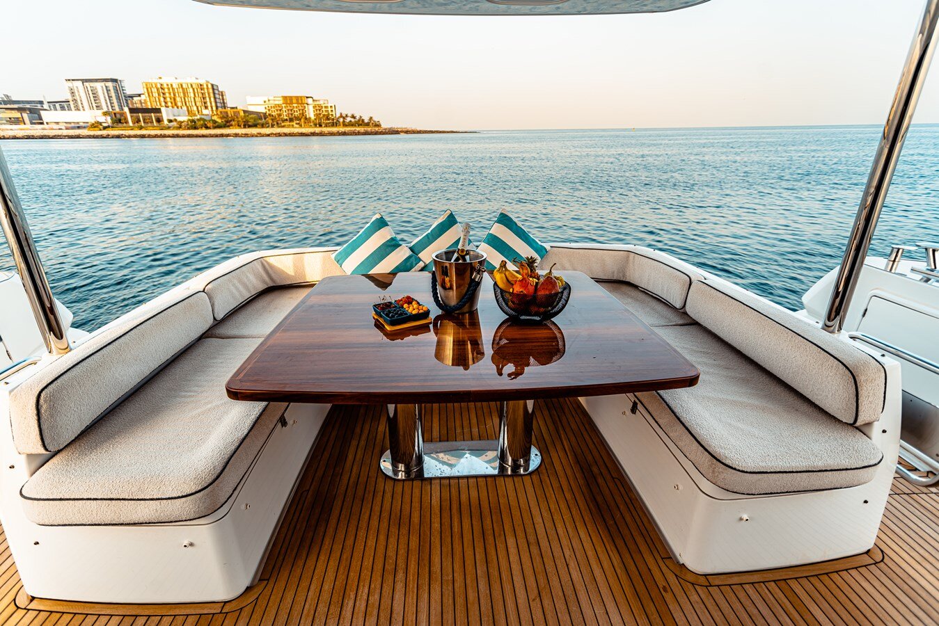 2020 AZIMUT YACHTS 66'