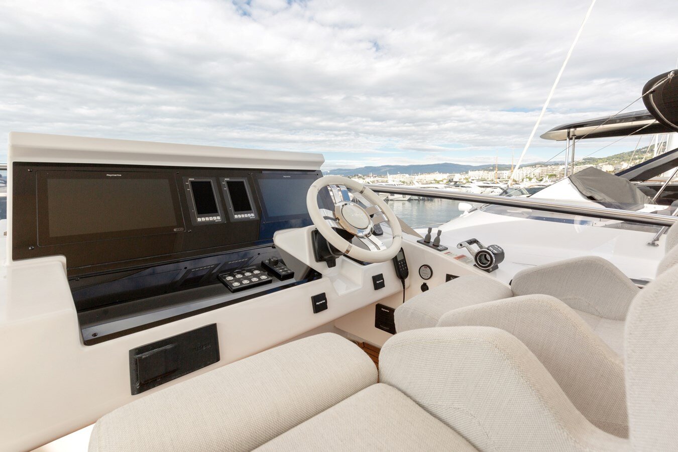 2020-azimut-yachts-74-4-12a08c