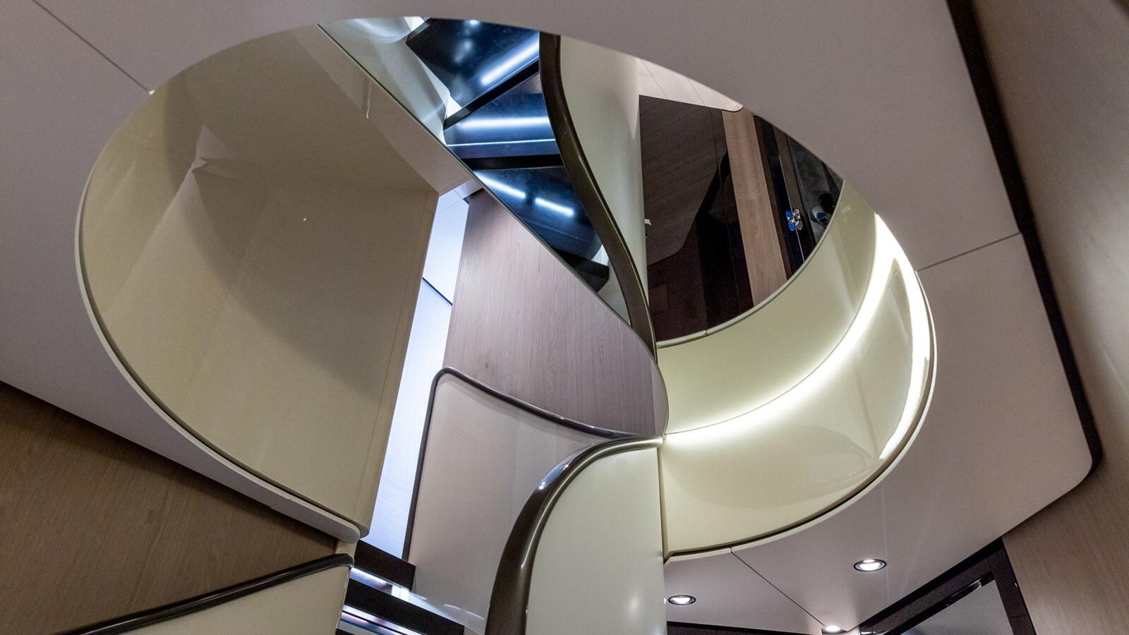 2020 AZIMUT YACHTS 87' 10