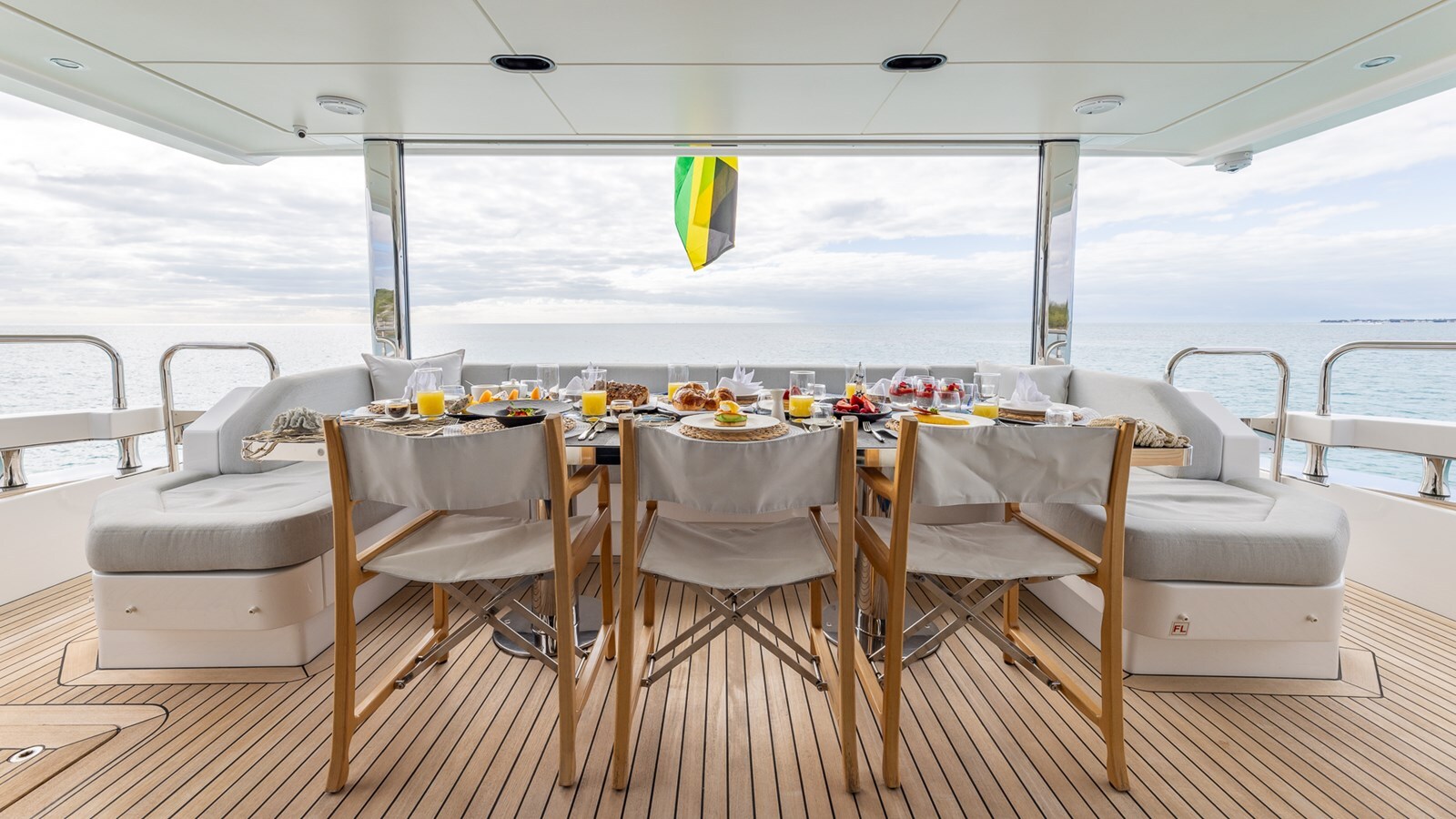 2020 AZIMUT YACHTS 87' 10