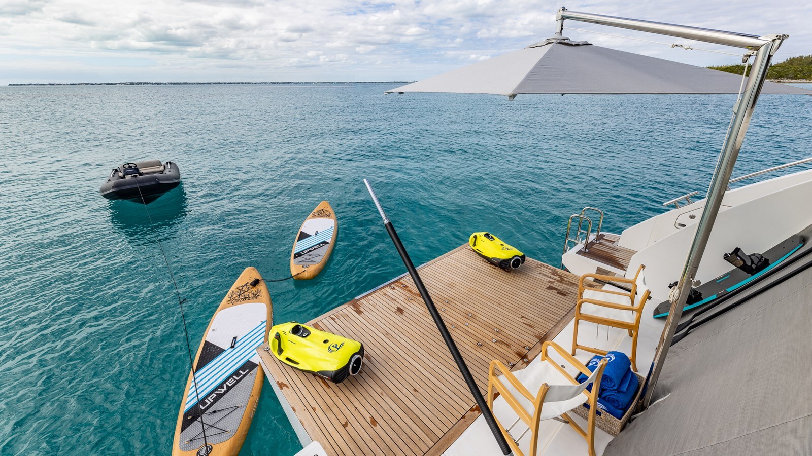 2020 AZIMUT YACHTS 87' 10