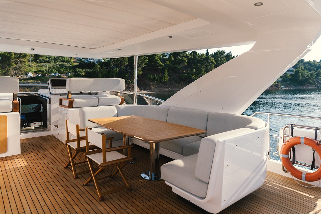 2020-azimut-yachts-87-11-cfdd25