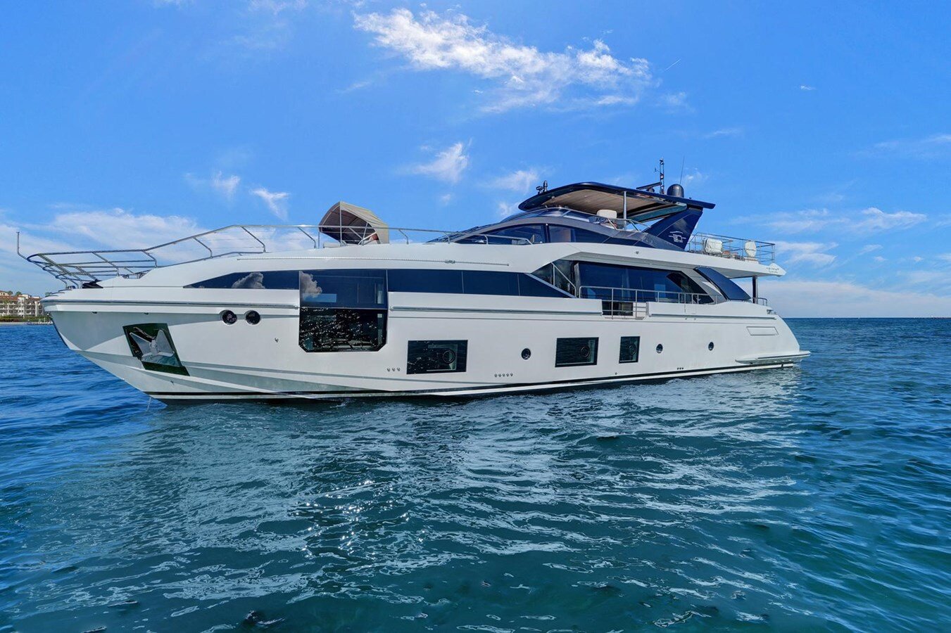 2020-azimut-yachts-88-5e232d