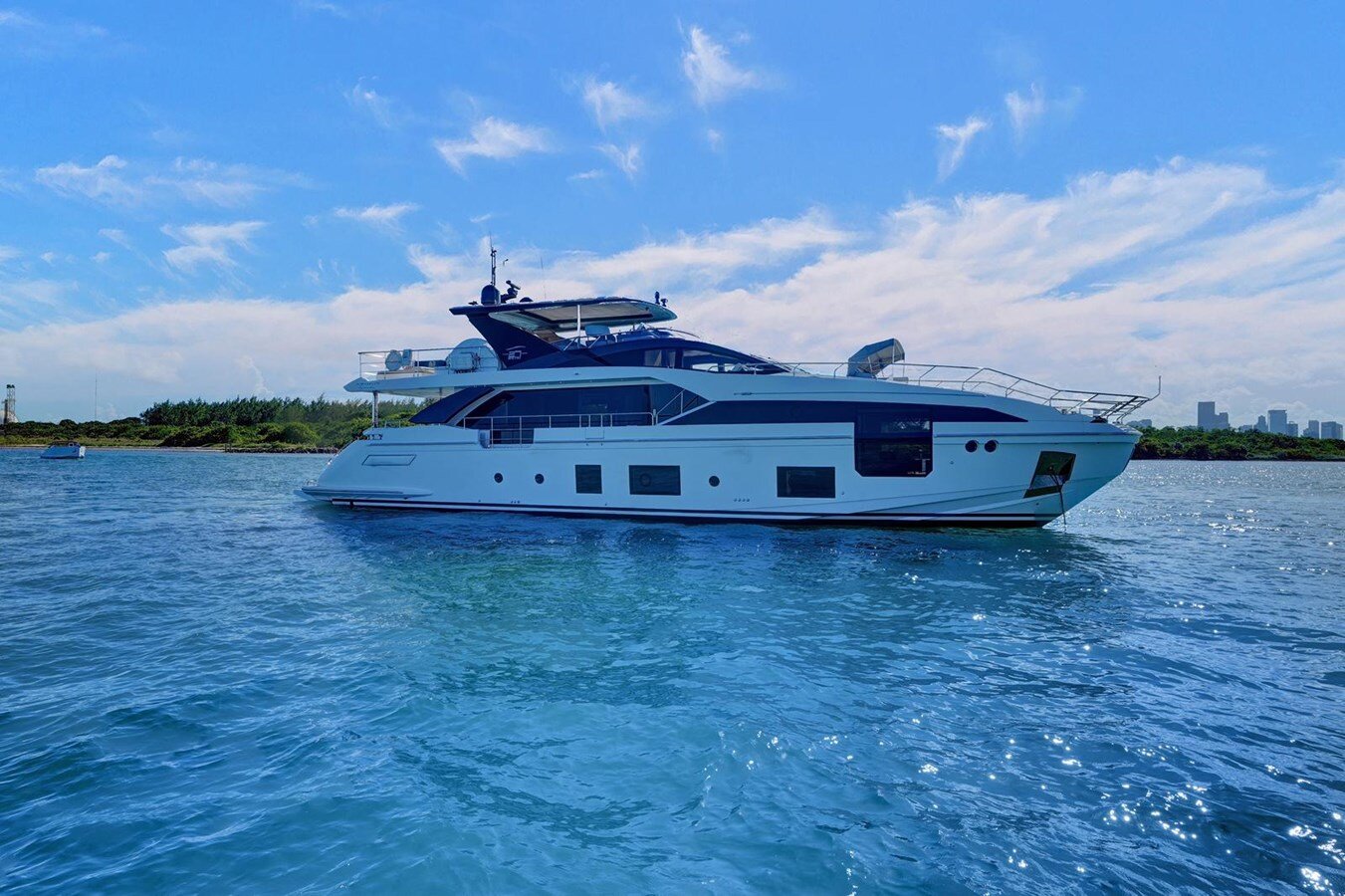 2020-azimut-yachts-88-5e232d