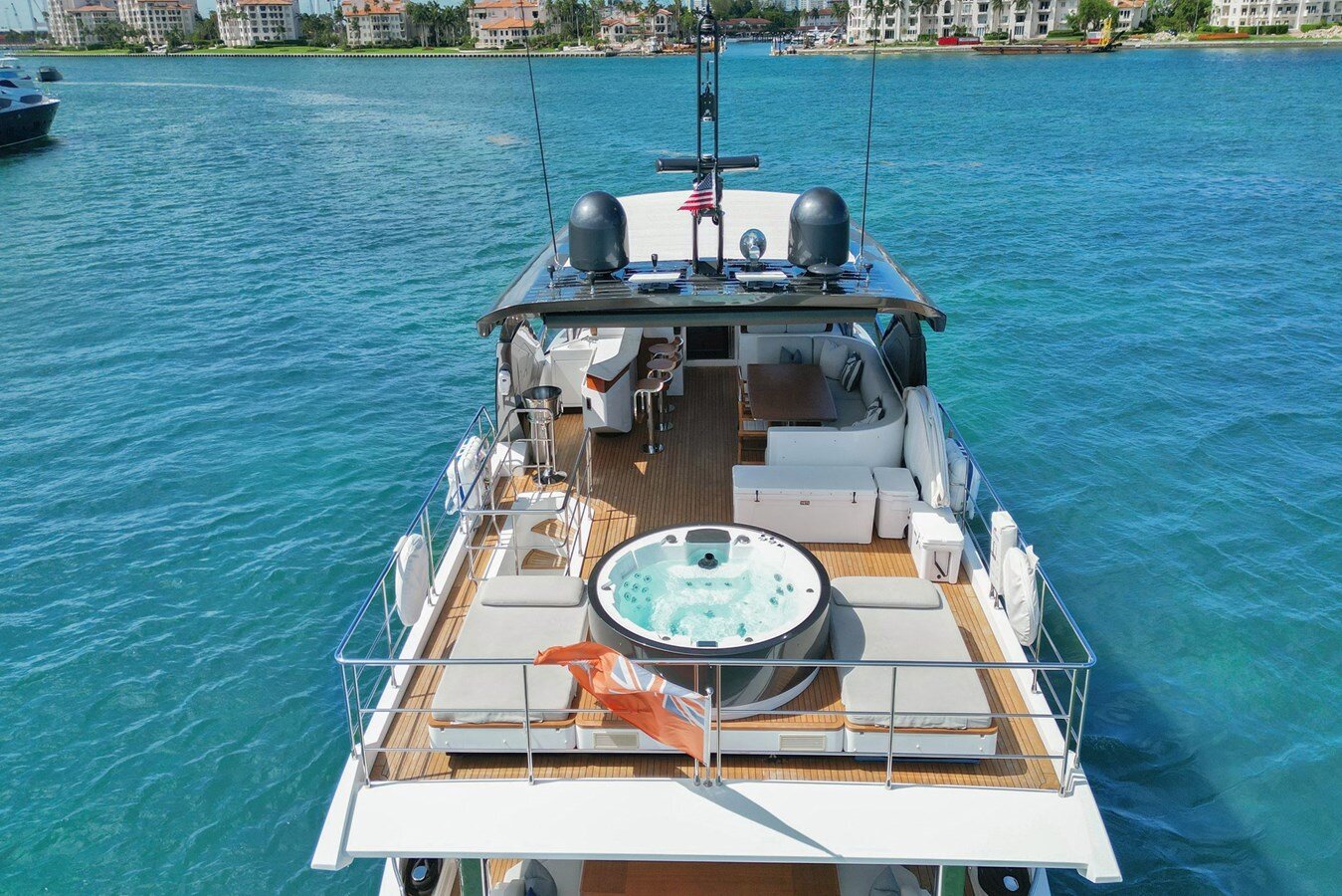 2020-azimut-yachts-88-5e232d