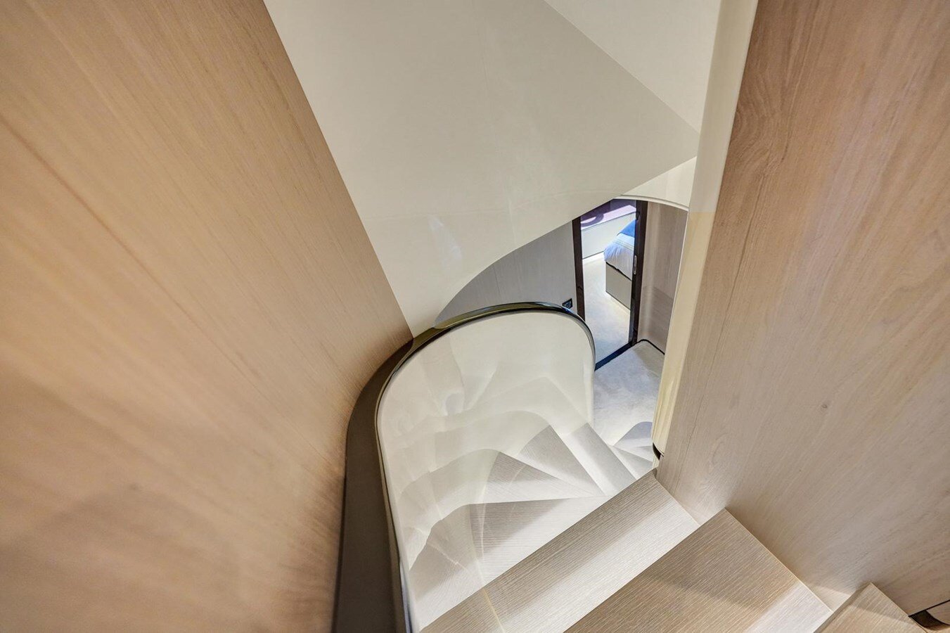 2020-azimut-yachts-88-5e232d