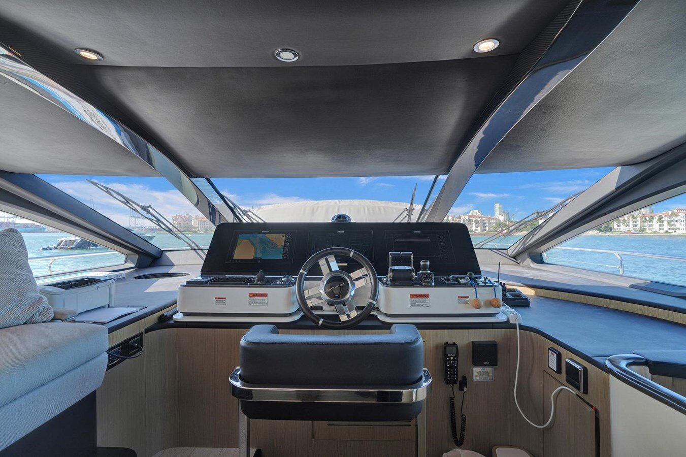 2020-azimut-yachts-88-5e232d