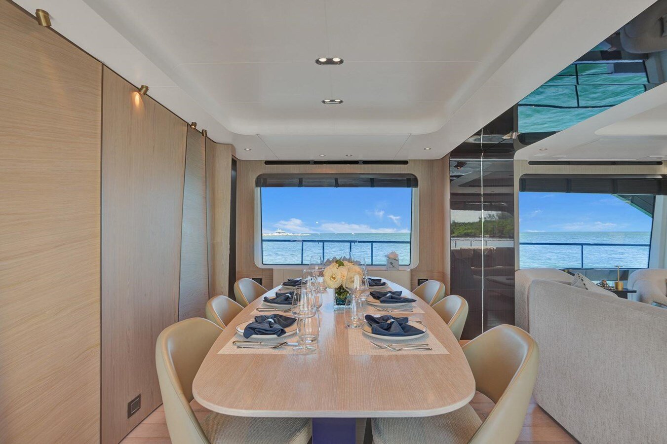 2020-azimut-yachts-88-5e232d