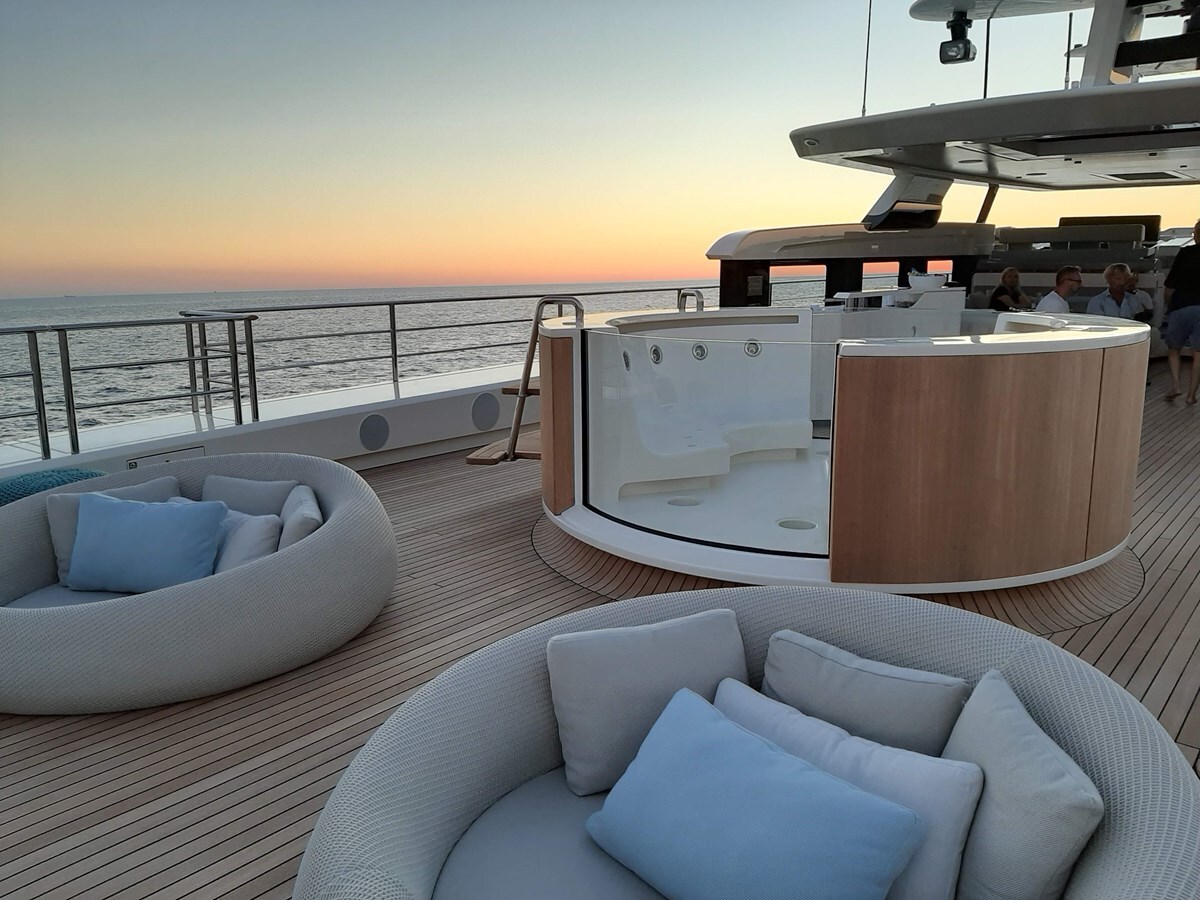 2020-baglietto-130-5-dc3d94