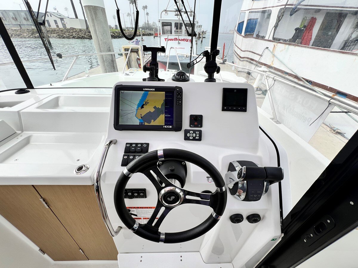 2020-beneteau-27-c406f7