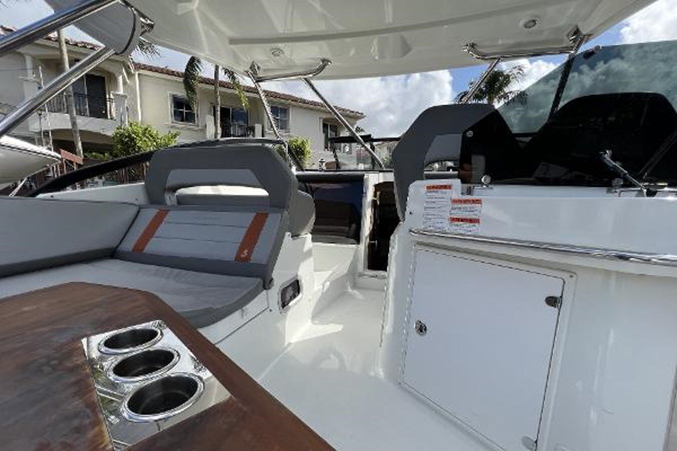 2020-beneteau-32-c32f24