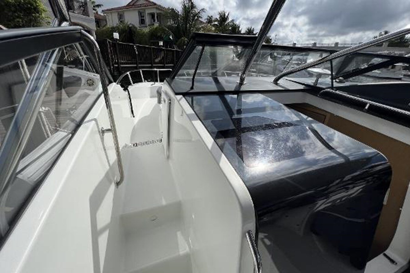 2020-beneteau-32-c32f24