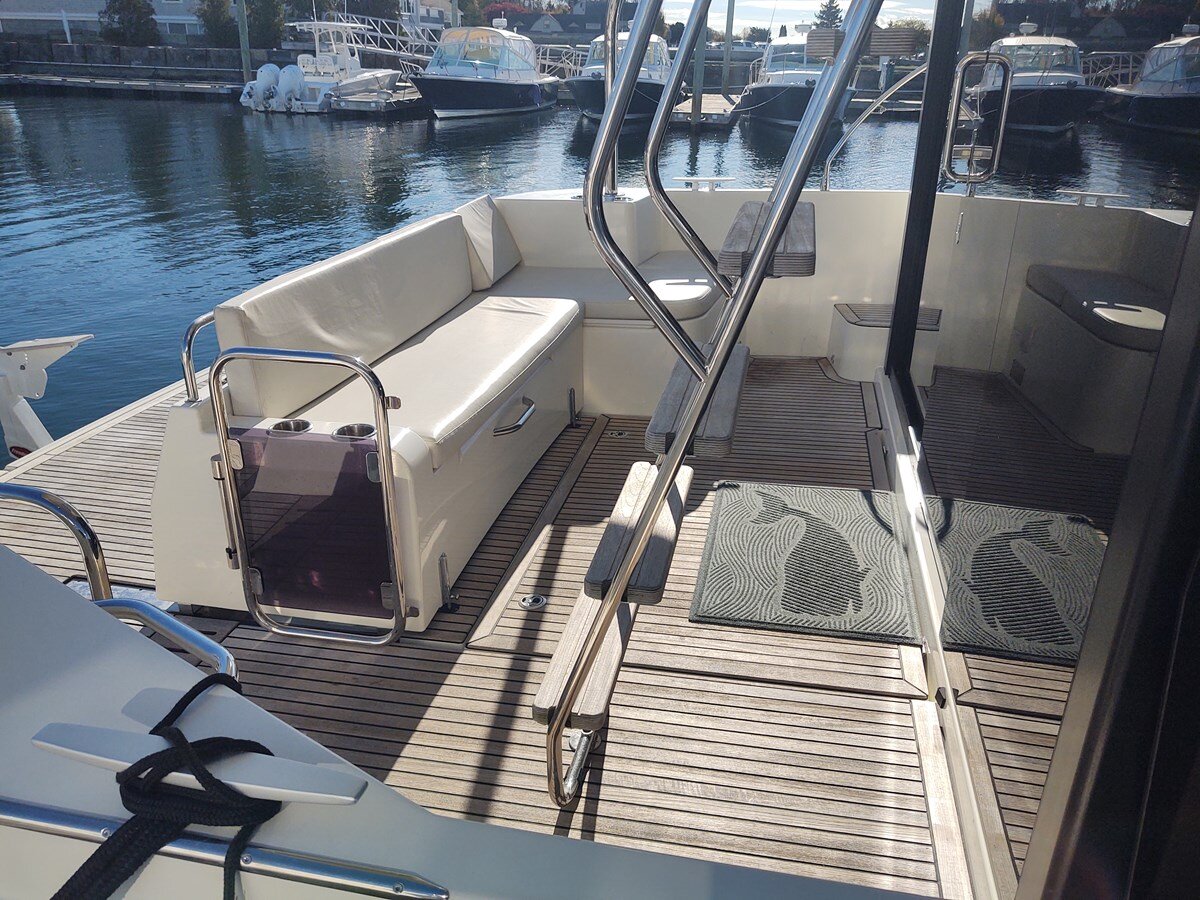 2020-beneteau-44-1-16931c