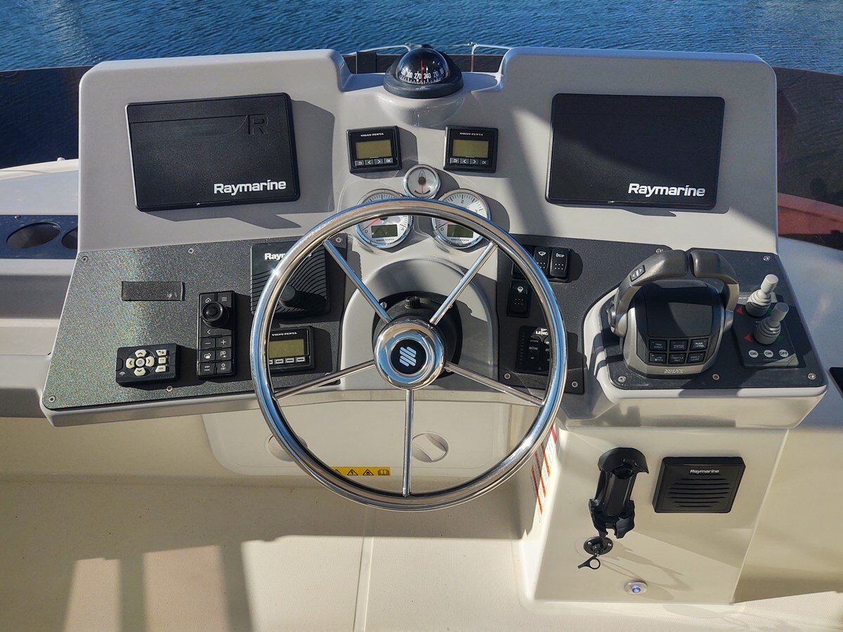 2020-beneteau-44-1-16931c