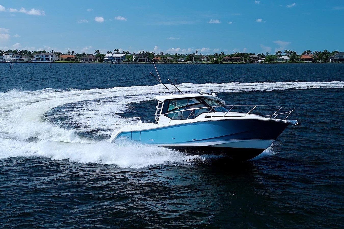 2020-boston-whaler-32-877306
