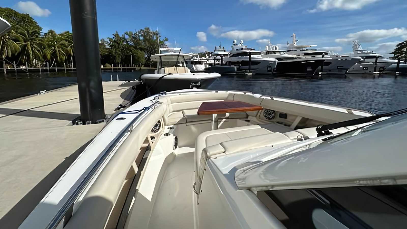 2020-boston-whaler-35-6-7f9846