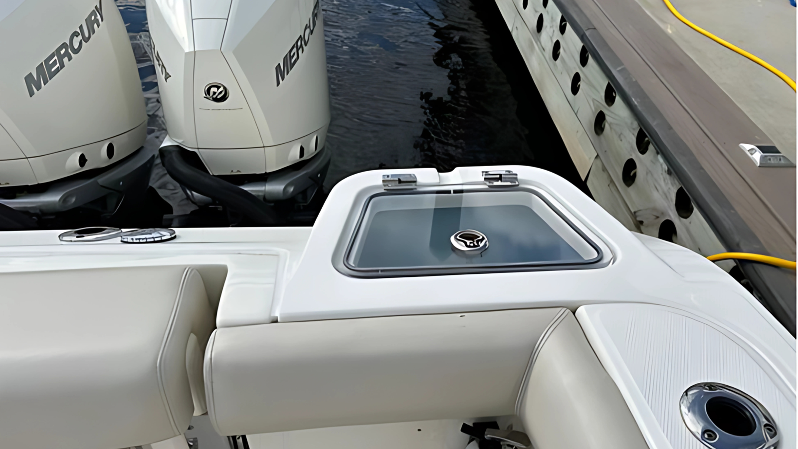 2020-boston-whaler-35-6-7f9846