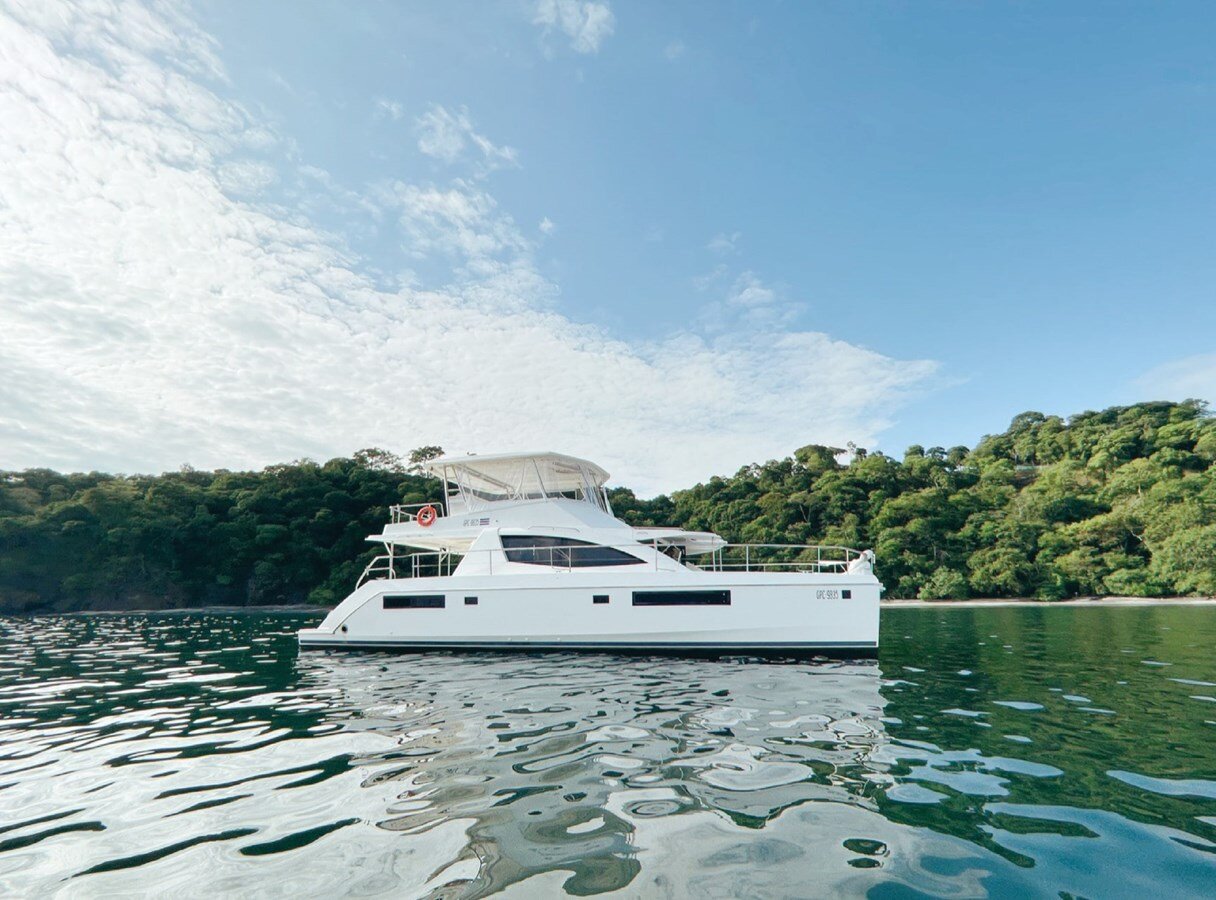 2020-catamaran-51-fdf3b5