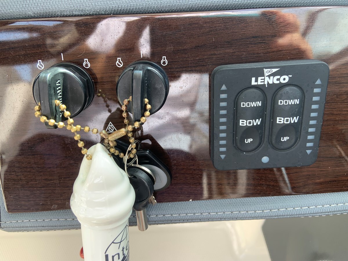 2020-chaparral-27-11-533c1f