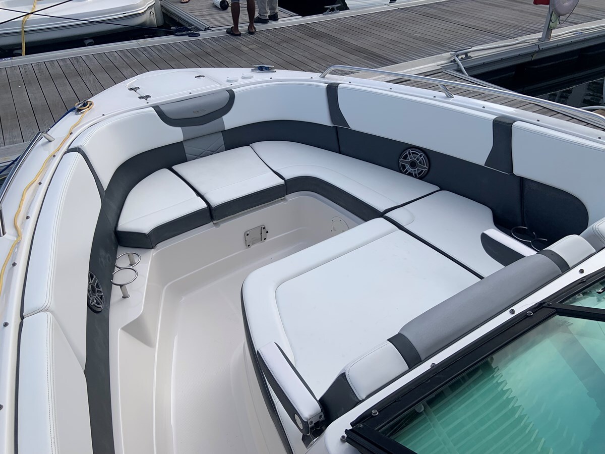 2020-chaparral-27-11-533c1f