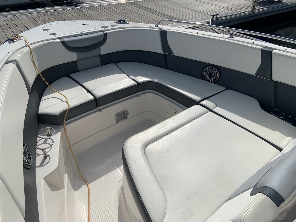 2020-chaparral-27-11-533c1f