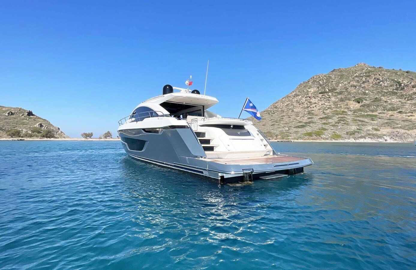 2020-fairline-65-f82c0a