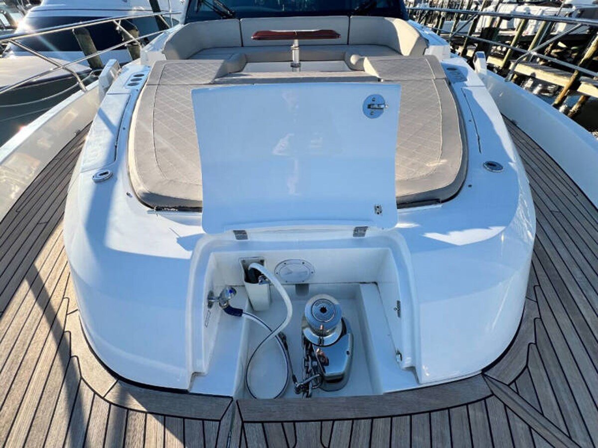 2020-fairline-68-b04f3c