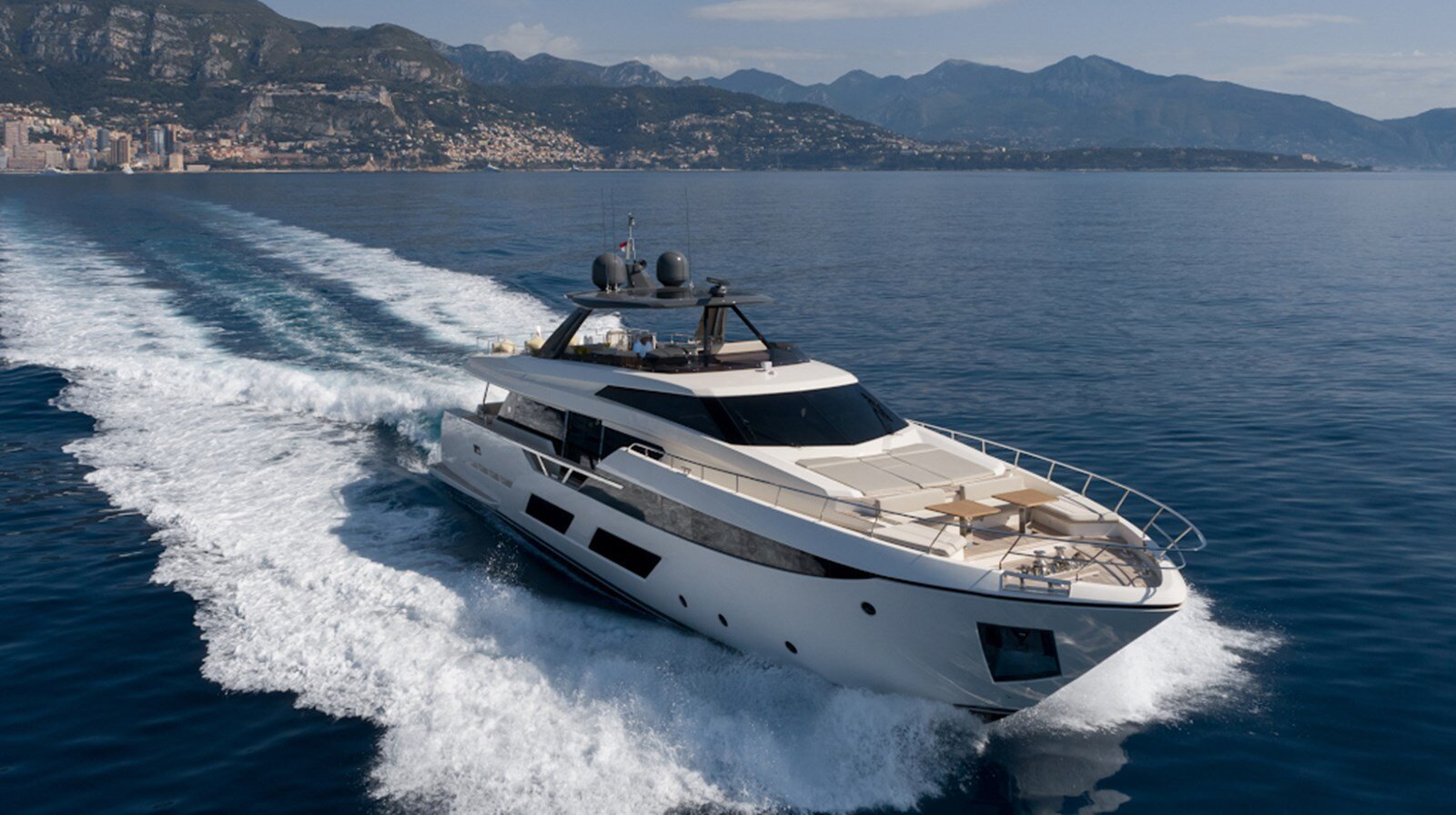 2020 FERRETTI YACHTS 92' 6