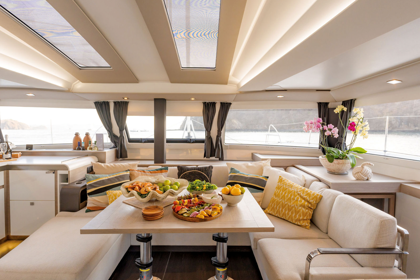 2020-fontaine-pajot-45-2d59d0