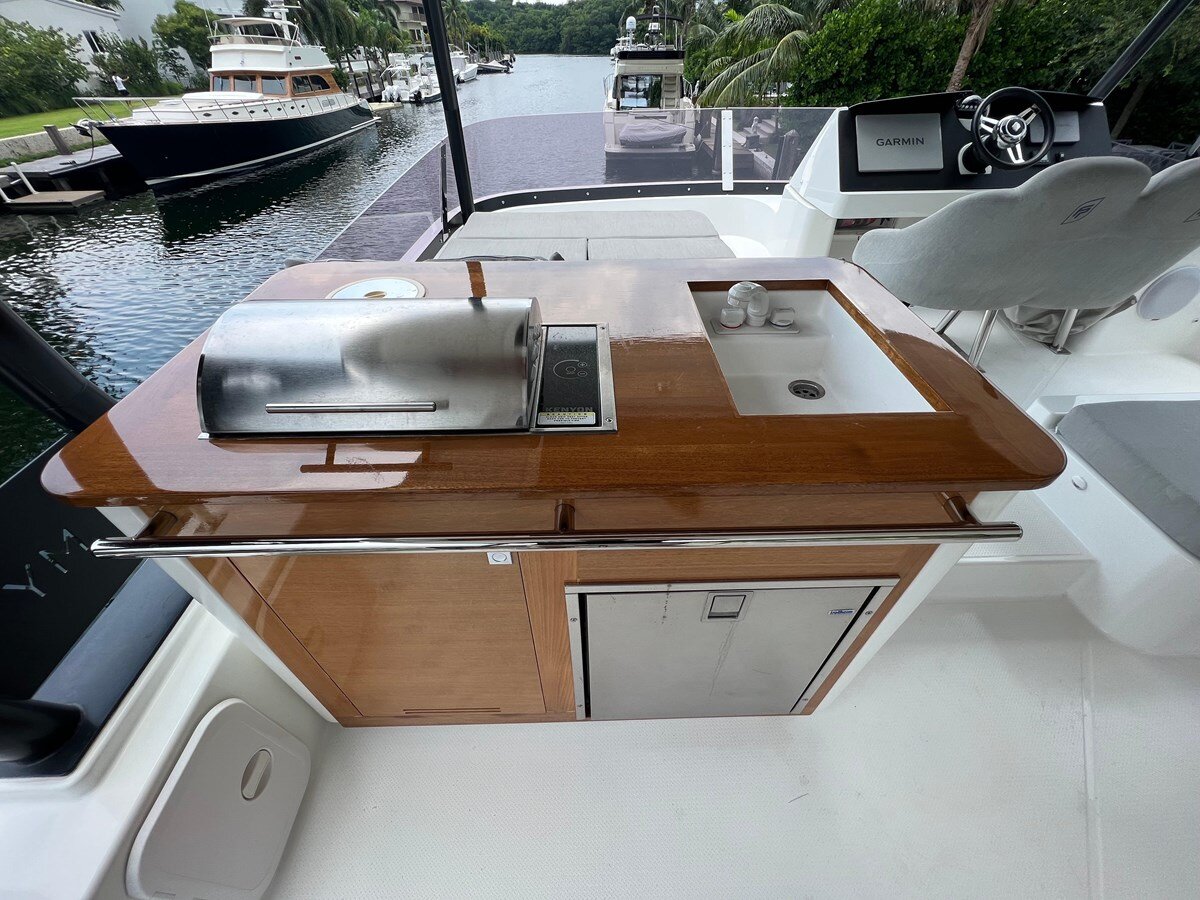 2020-fountaine-pajot-40-19cfb9