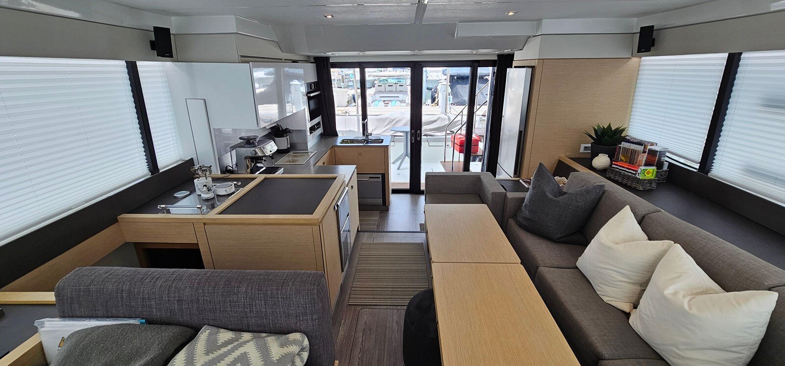 2020-fountaine-pajot-40-1ec719