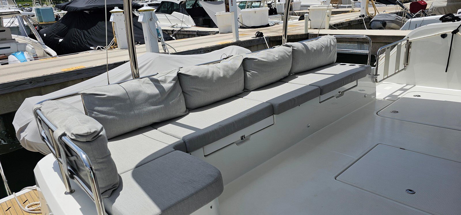 2020-fountaine-pajot-40-1ec719