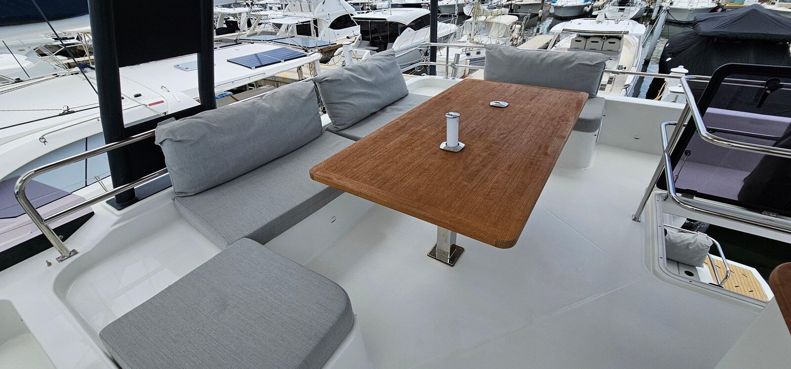 2020-fountaine-pajot-40-1ec719