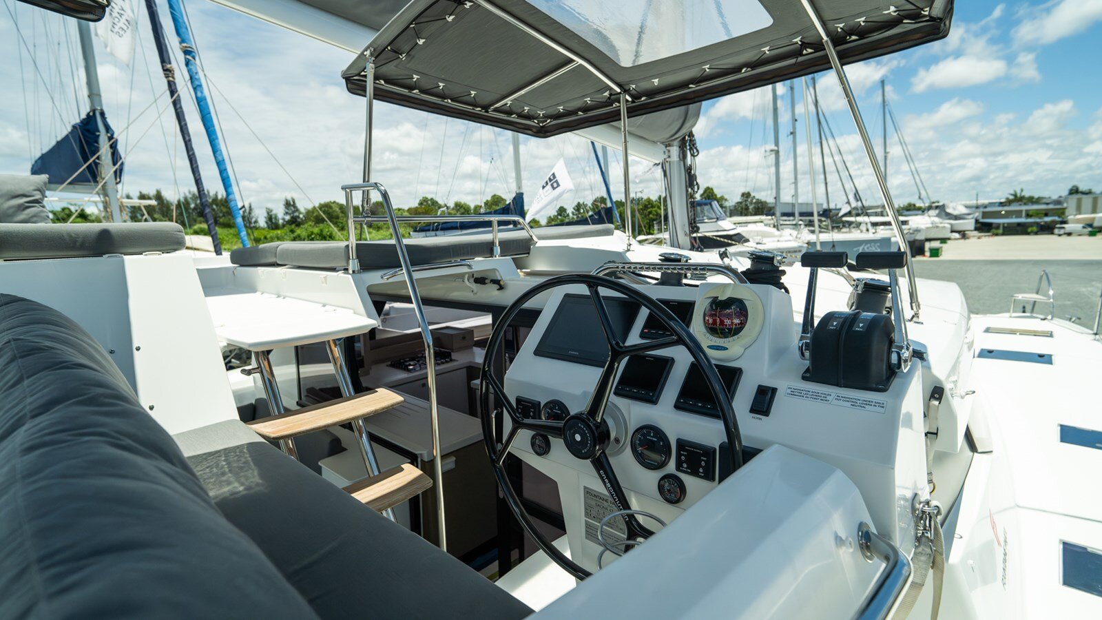 2020-fountaine-pajot-45-11-93e613
