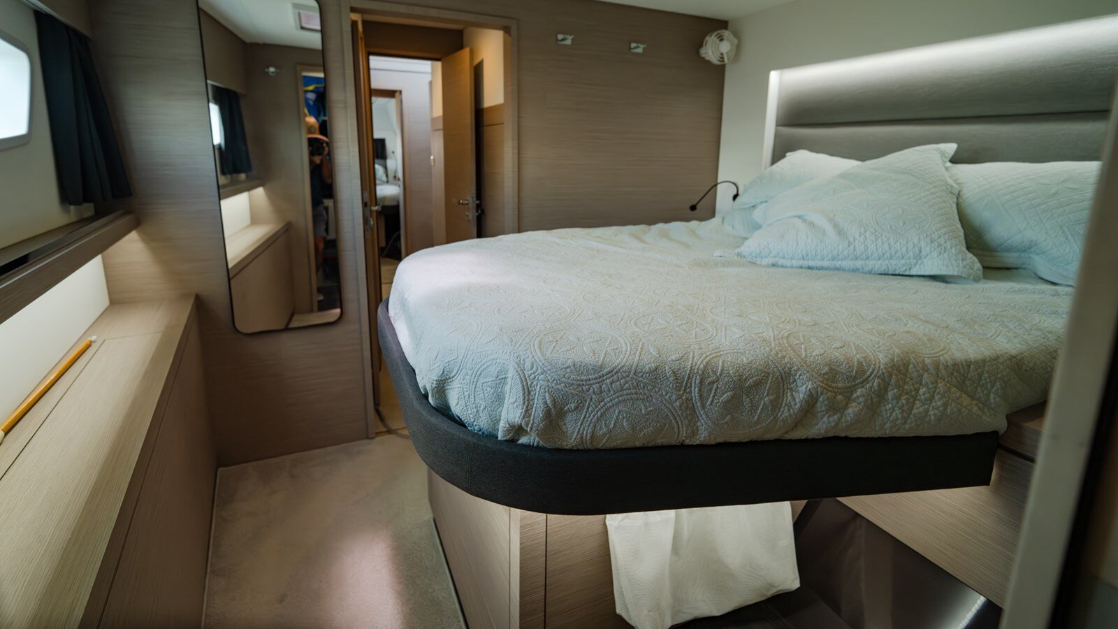 2020-fountaine-pajot-45-11-93e613