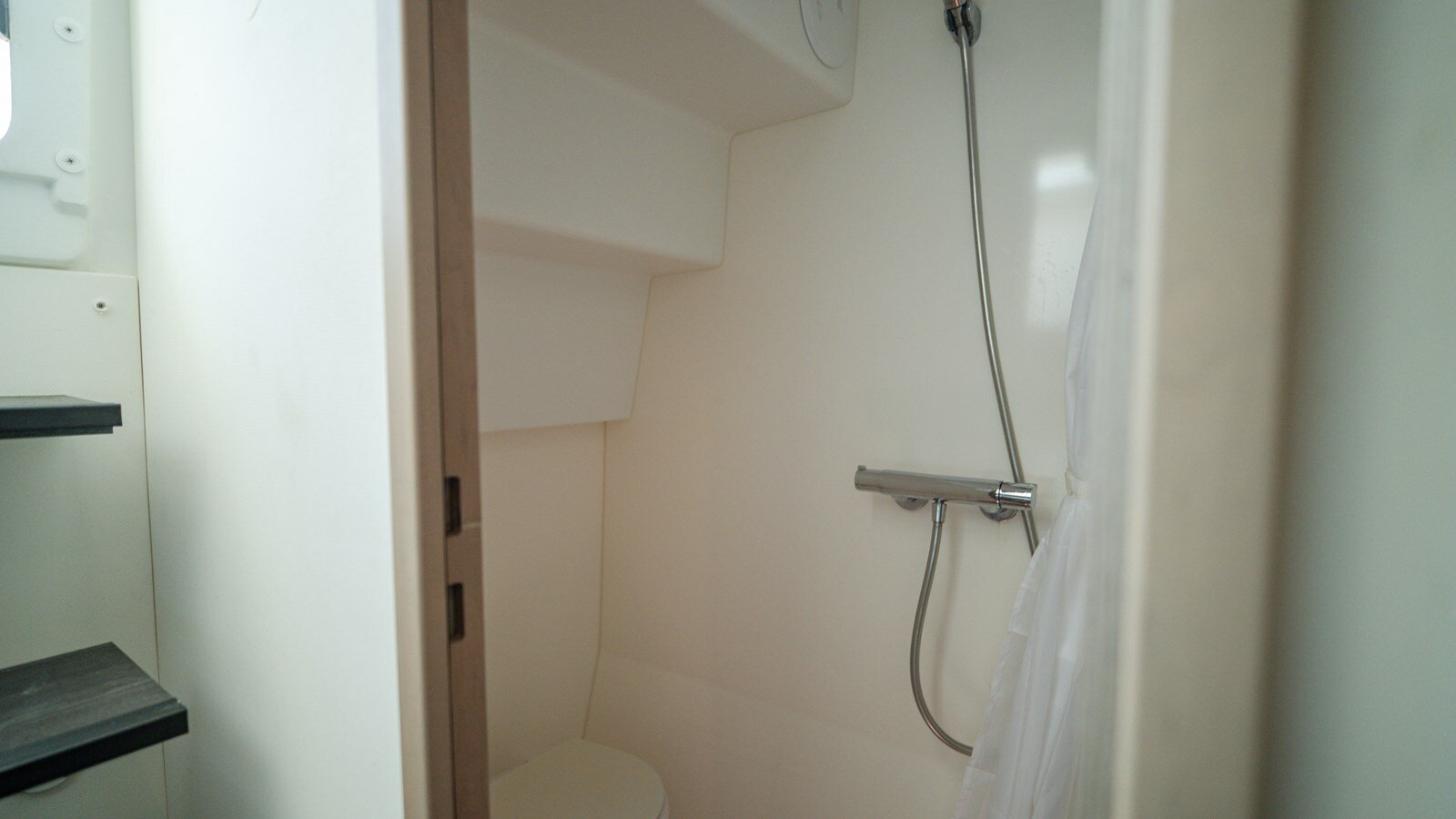 2020-fountaine-pajot-45-11-93e613